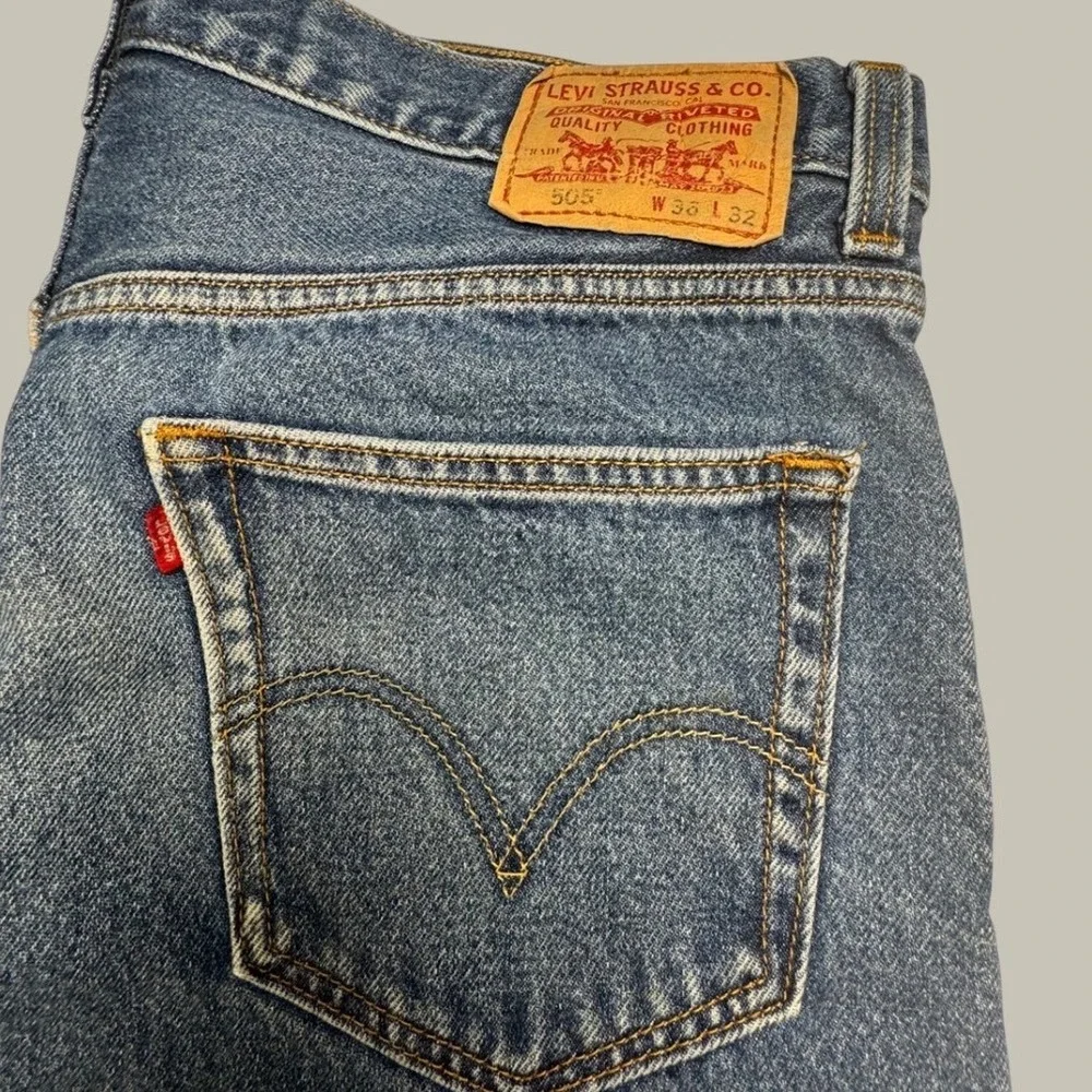 VTG Y2K Levi's 505 Regular Fit‎ Jeans Men's 36x32 Blue Medium Wash Straight Leg